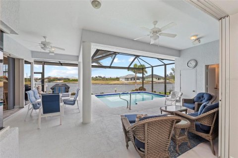 Casa en venta en Port Charlotte, Florida, 3 dormitorios, 207.92 m2 № 1777847 - foto 13