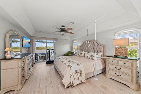 Casa en venta en Port Charlotte, Florida, 3 dormitorios, 207.92 m2 № 1777847 - foto 4