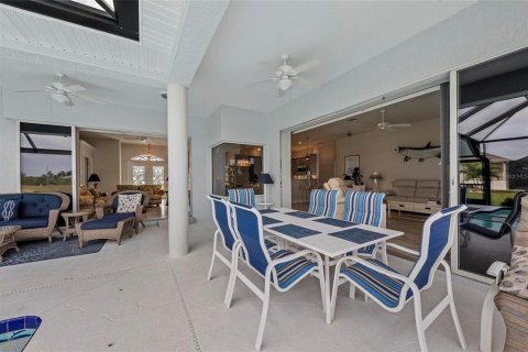 Casa en venta en Port Charlotte, Florida, 3 dormitorios, 207.92 m2 № 1777847 - foto 12