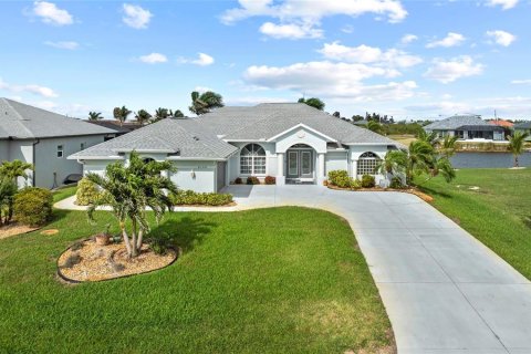 Casa en venta en Port Charlotte, Florida, 3 dormitorios, 207.92 m2 № 1777847 - foto 18