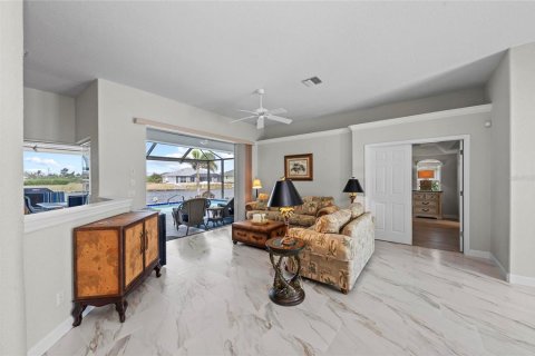Casa en venta en Port Charlotte, Florida, 3 dormitorios, 207.92 m2 № 1777847 - foto 24