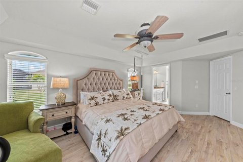 Casa en venta en Port Charlotte, Florida, 3 dormitorios, 207.92 m2 № 1777847 - foto 5