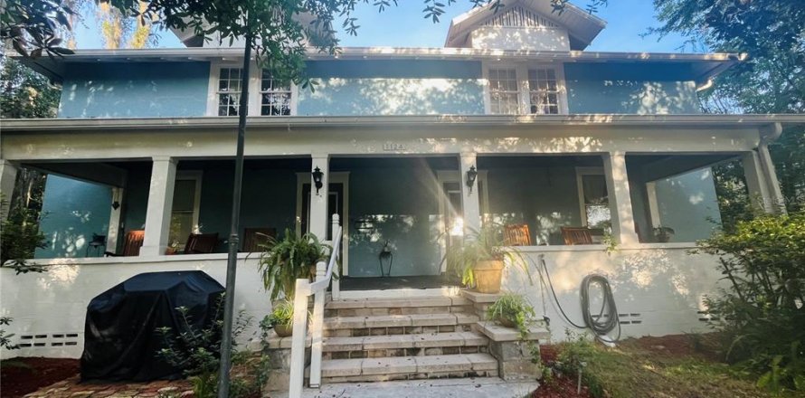 Villa ou maison à Gainesville, Floride 5 chambres, 285.02 m2 № 2352356