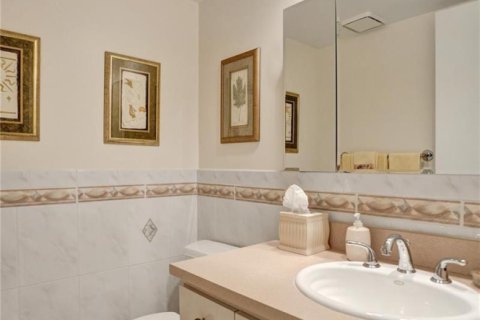 Купить кондоминиум в Помпано-Бич, Флорида 3 комнаты, 150.5м2, № 2085248 - фото 16