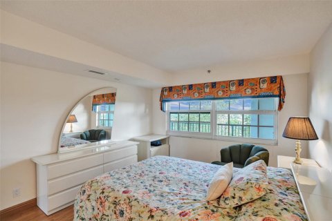 Купить кондоминиум в Помпано-Бич, Флорида 3 комнаты, 150.5м2, № 2085248 - фото 10