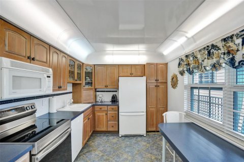 Купить кондоминиум в Помпано-Бич, Флорида 3 комнаты, 150.5м2, № 2085248 - фото 5