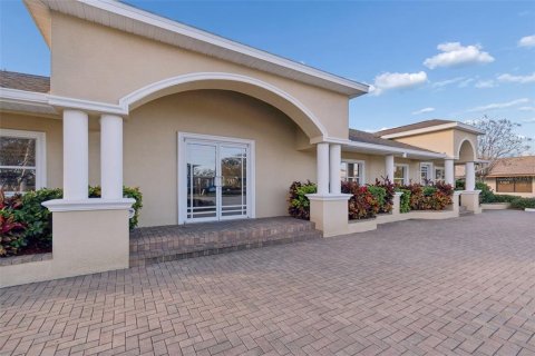 Propiedad comercial en venta en Saint Petersburg, Florida, 305.28 m2 № 2195514 - foto 6