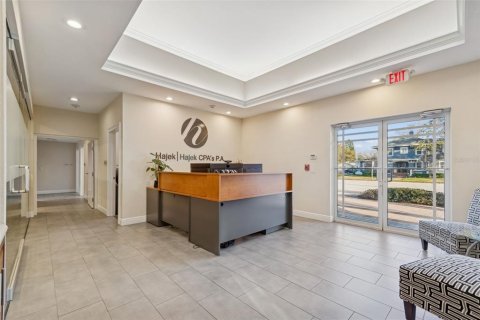 Propiedad comercial en venta en Saint Petersburg, Florida, 305.28 m2 № 2195514 - foto 10