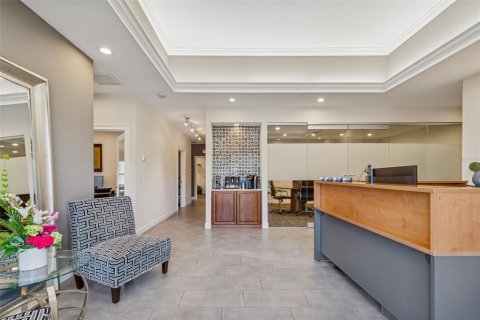 Propiedad comercial en venta en Saint Petersburg, Florida, 305.28 m2 № 2195514 - foto 8