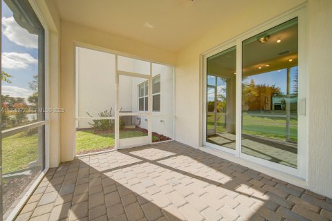 Townhouse in Hollywood, Florida 3 bedrooms, 163.51 sq.m. № 1993418 - photo 27
