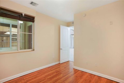 Купить кондоминиум в Санрайз, Флорида 2 спальни, 109.07м2, № 1952788 - фото 27