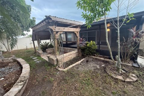 Villa ou maison à vendre à Ruskin, Floride: 4 chambres, 180.14 m2 № 2404689 - photo 22