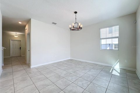 Touwnhouse à louer à Winter Garden, Floride: 3 chambres, 159.51 m2 № 2408371 - photo 9