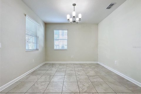 Touwnhouse à louer à Winter Garden, Floride: 3 chambres, 159.51 m2 № 2408371 - photo 15