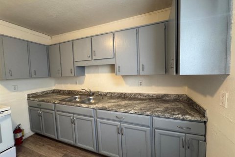 Casa en alquiler en Orlando, Florida, 4 dormitorios, 139.35 m2 № 2224448 - foto 9