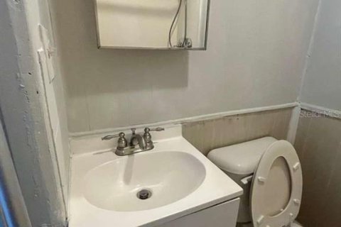 Casa en alquiler en Orlando, Florida, 4 dormitorios, 139.35 m2 № 2224448 - foto 24