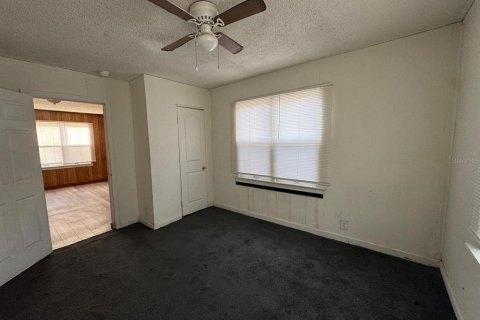 Casa en alquiler en Orlando, Florida, 4 dormitorios, 139.35 m2 № 2224448 - foto 13