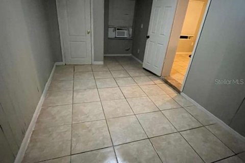 Casa en alquiler en Orlando, Florida, 4 dormitorios, 139.35 m2 № 2224448 - foto 23