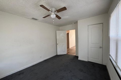 Casa en alquiler en Orlando, Florida, 4 dormitorios, 139.35 m2 № 2224448 - foto 12