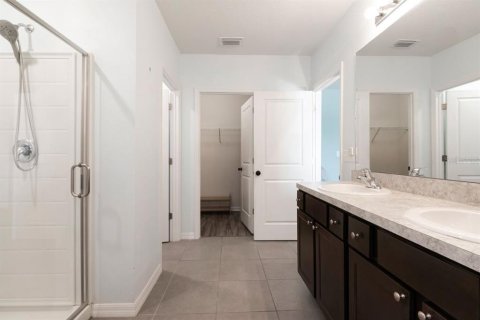 Villa ou maison à vendre à Zephyrhills, Floride: 5 chambres, 242.01 m2 № 2287307 - photo 17