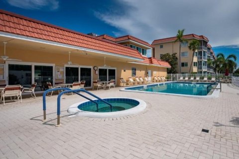 Condominio en alquiler en Sarasota, Florida, 1 dormitorio, 72.46 m2 № 1634974 - foto 30