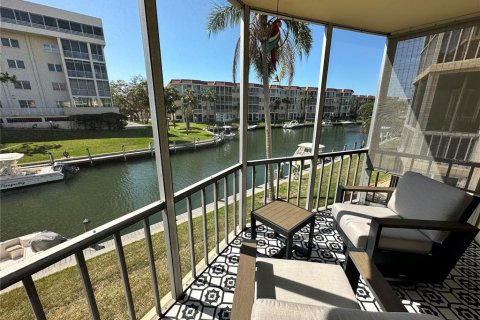 Condominio en alquiler en Sarasota, Florida, 1 dormitorio, 72.46 m2 № 1634974 - foto 15