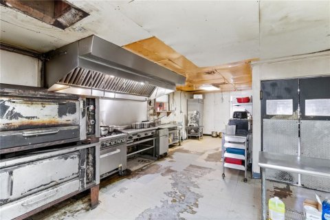 Immobilier commercial à vendre à Polk City, Floride: 288 m2 № 1657697 - photo 17