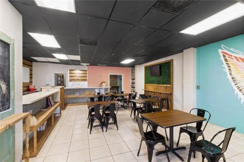 Immobilier commercial à vendre à Polk City, Floride: 288 m2 № 1657697 - photo 3