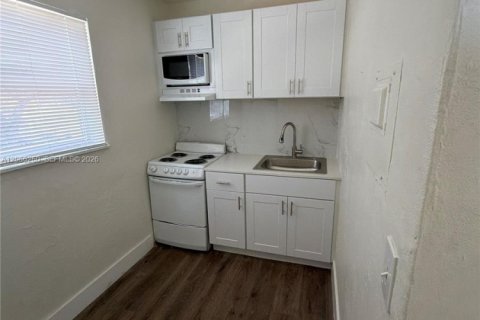 Appartement à louer à Miami, Floride: 1 chambre, 46.45 m2 № 2282724 - photo 2