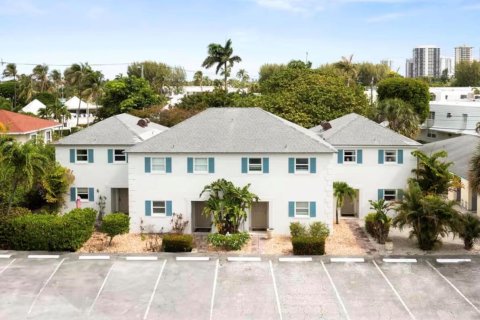 Townhouse in Riviera Beach, Florida 3 bedrooms, 134.15 sq.m. № 2263759