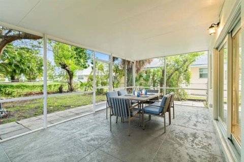 Townhouse in Riviera Beach, Florida 3 bedrooms, 134.15 sq.m. № 2263759 - photo 25