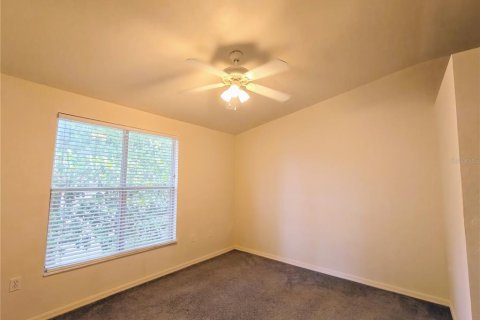 Touwnhouse à vendre à Gainesville, Floride: 2 chambres, 103.49 m2 № 2129022 - photo 4