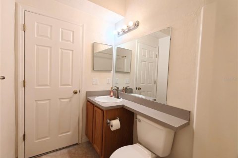 Touwnhouse à vendre à Gainesville, Floride: 2 chambres, 103.49 m2 № 2129022 - photo 1