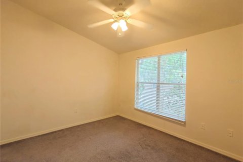 Touwnhouse à vendre à Gainesville, Floride: 2 chambres, 103.49 m2 № 2129022 - photo 3