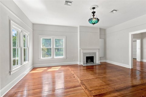 Casa en venta en Lakeland, Florida, 3 dormitorios, 155.7 m2 № 2316457 - foto 3