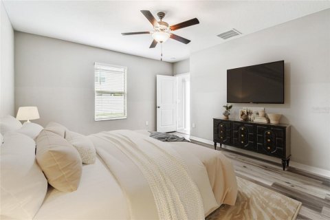 Villa ou maison à vendre à Tampa, Floride: 5 chambres, 224.36 m2 № 1914615 - photo 5