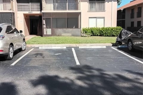 Condo à Hollywood, Floride, 1 chambre № 2008384