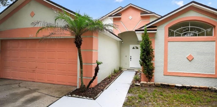 Villa ou maison à Apopka, Floride 4 chambres, 141.95 m2 № 2267465