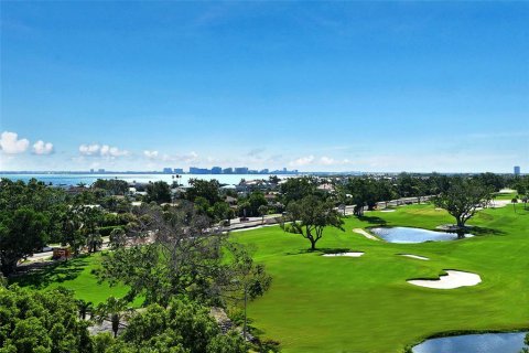 Condo in Longboat Key, Florida, 2 bedrooms  № 1893892 - photo 4