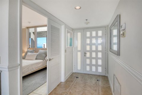 Condo in Longboat Key, Florida, 2 bedrooms  № 1893892 - photo 7