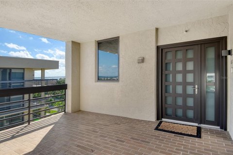 Condo in Longboat Key, Florida, 2 bedrooms  № 1893892 - photo 5