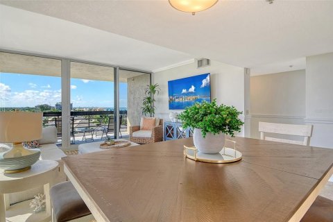 Condo in Longboat Key, Florida, 2 bedrooms  № 1893892 - photo 15