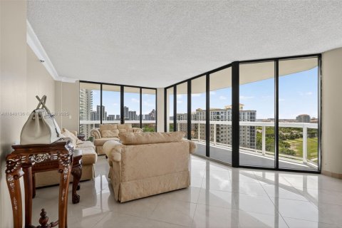 Copropriété à vendre à Aventura, Floride: 2 chambres, 124.49 m2 № 1839697 - photo 6