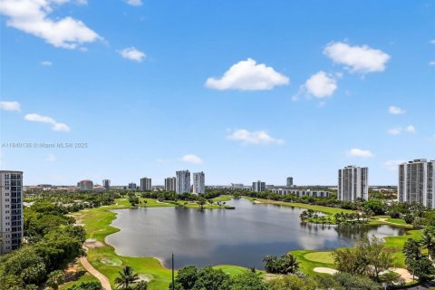 Copropriété à vendre à Aventura, Floride: 2 chambres, 124.49 m2 № 1839697 - photo 4