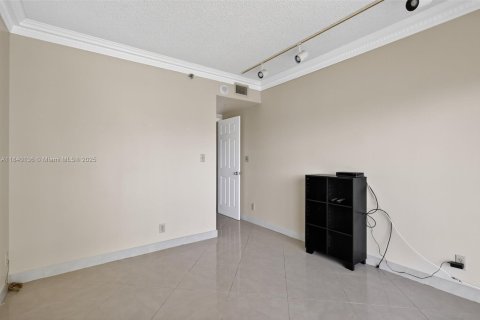Copropriété à vendre à Aventura, Floride: 2 chambres, 124.49 m2 № 1839697 - photo 25