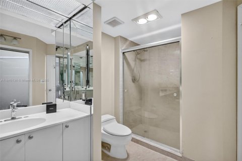 Copropriété à vendre à Aventura, Floride: 2 chambres, 124.49 m2 № 1839697 - photo 19