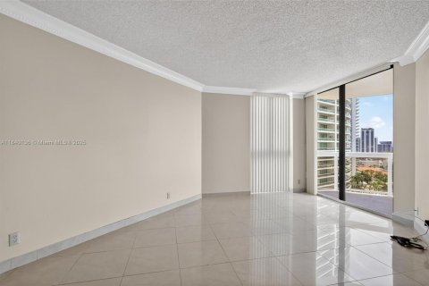 Copropriété à vendre à Aventura, Floride: 2 chambres, 124.49 m2 № 1839697 - photo 14