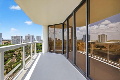 Copropriété à vendre à Aventura, Floride: 2 chambres, 124.49 m2 № 1839697 - photo 5