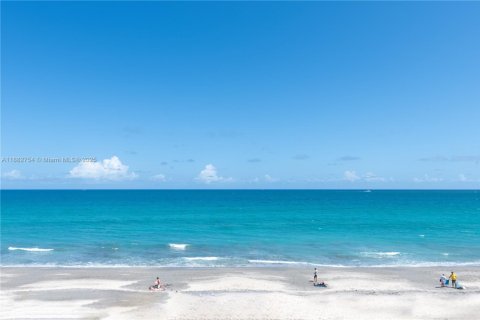 Copropriété à vendre à Tequesta, Floride: 3 chambres, 157.93 m2 № 1978286 - photo 4