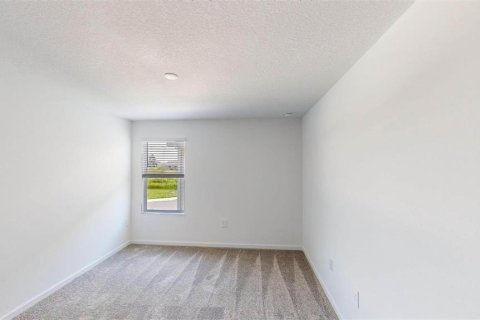 House in Davenport, Florida 6 bedrooms, 190.91 sq.m. № 1757906 - photo 26